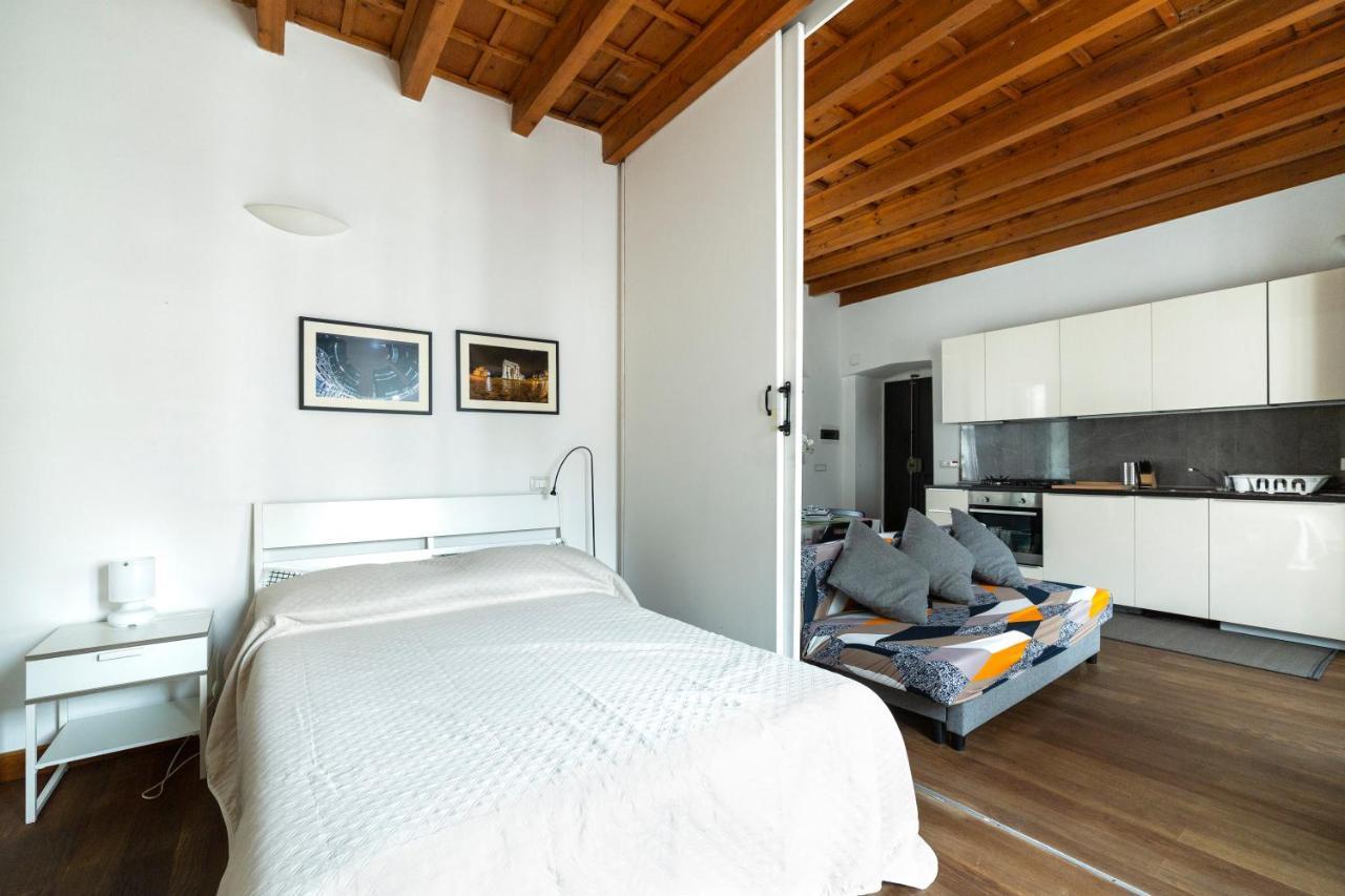 Porta Venezia Elegant Flat 2