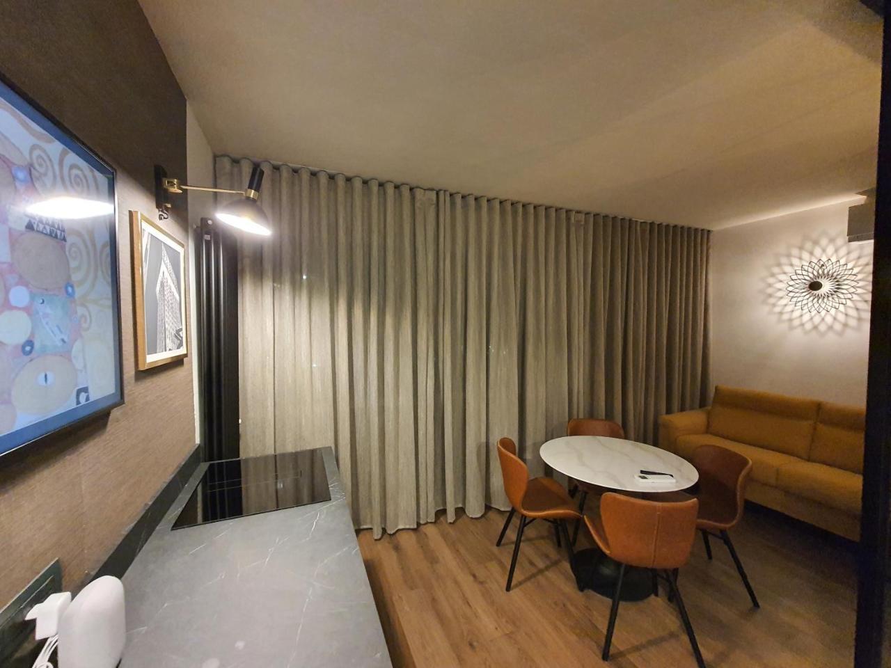 Porta Romana Gold Suite