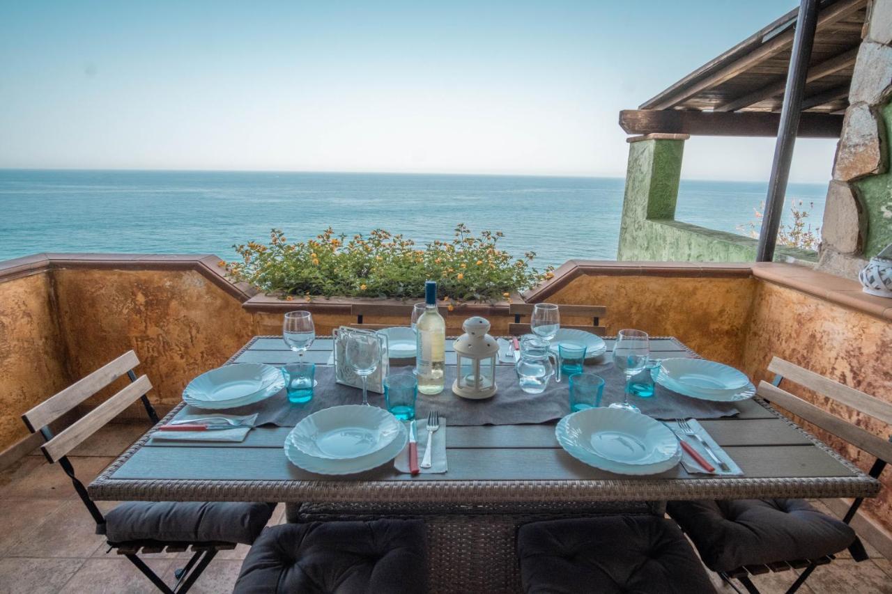 Porto Corallo Frontemare 1