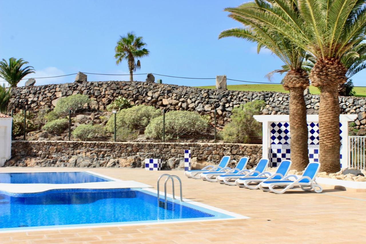 1bdr Sunny Terrace Apartment 1