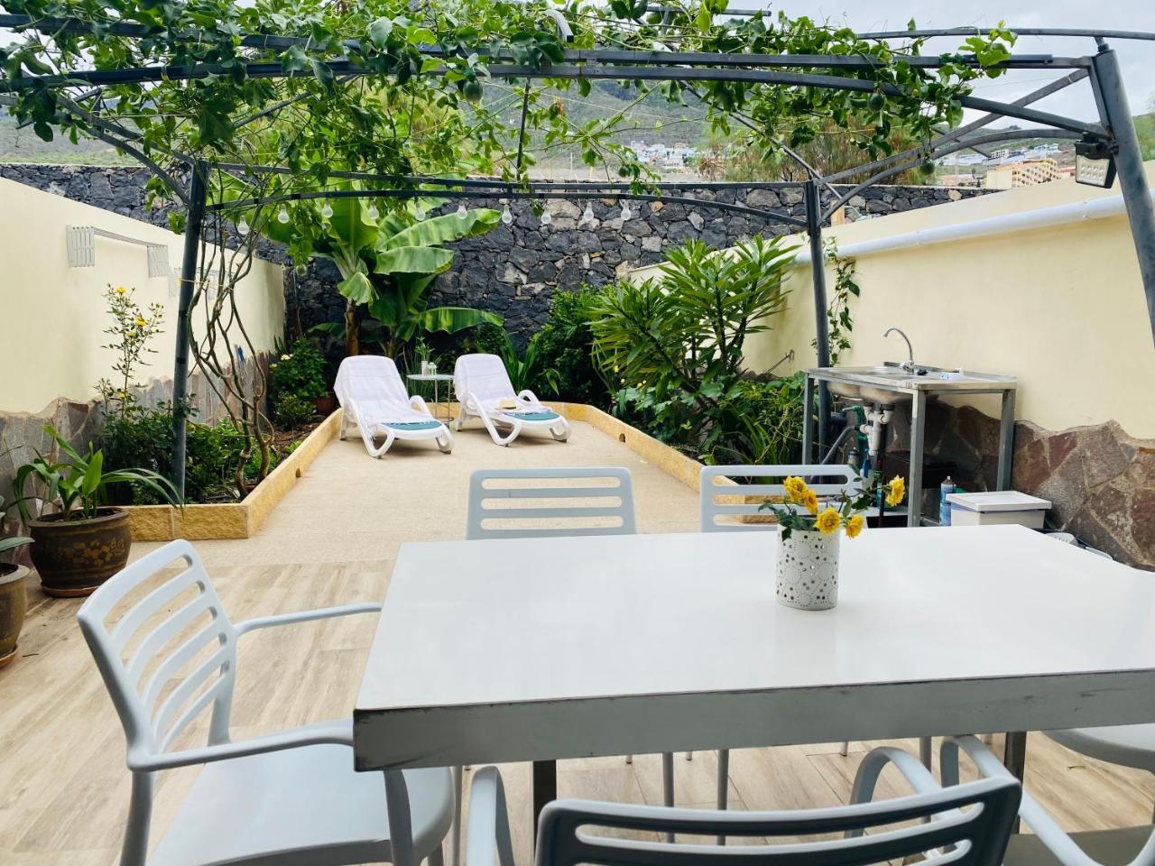 Beautiful Serenity Townhouse, Costa Adeje 1