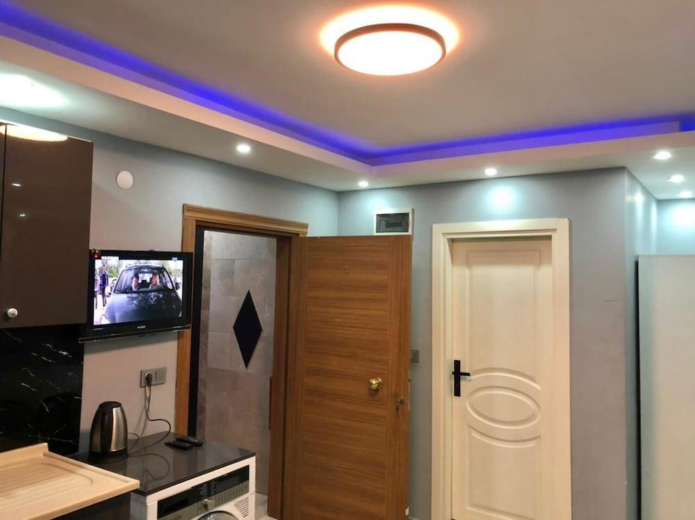 Royalstar Taksim Family Suites 1