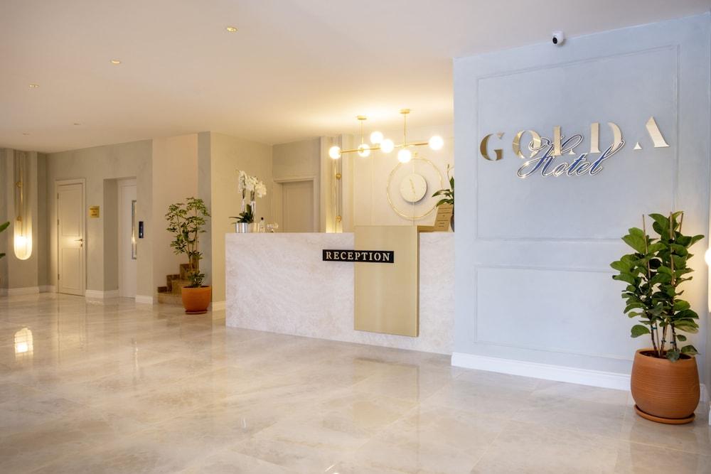 Golda Hotel