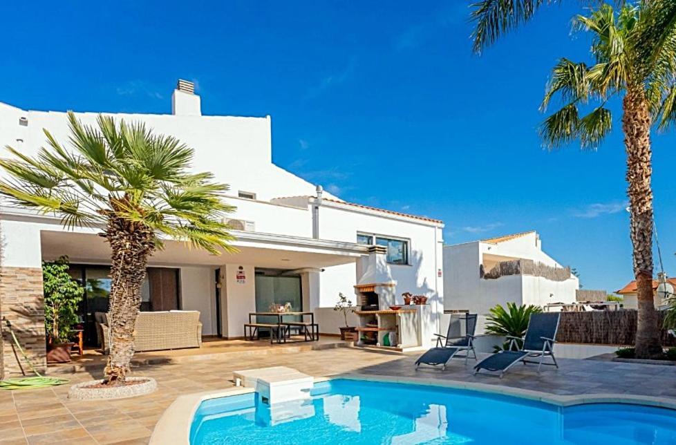 Stay U-Nique Villa Marinada