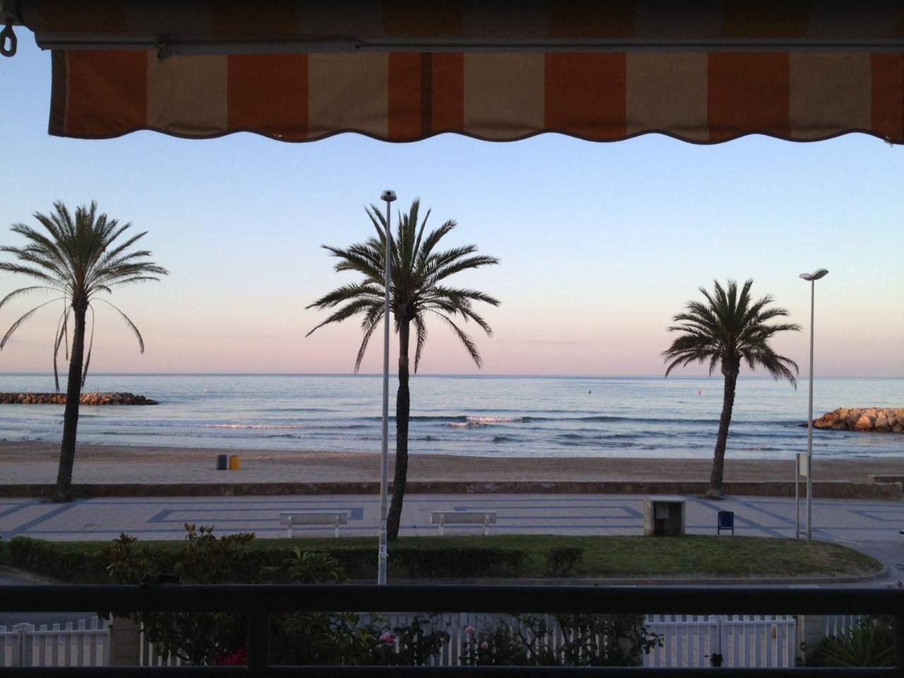 Apartamento Primera Linea de Mar, Cunit 1