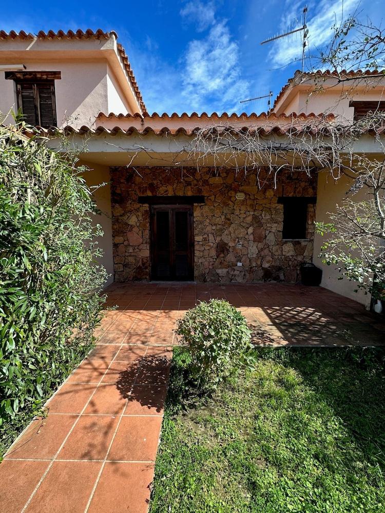 San Teodoro 7 Sleeps Asfodeli Holiday Apartment 2