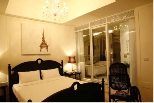 The Heritage Baan Silom Hotel