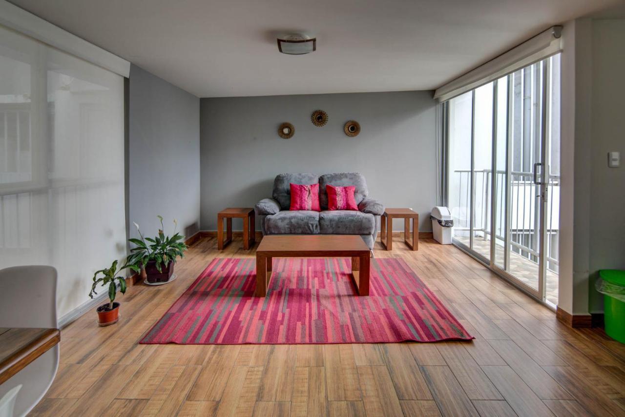 Grupo Kings Suites Horacio 1525