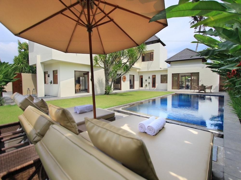 Villa Maya Sanur