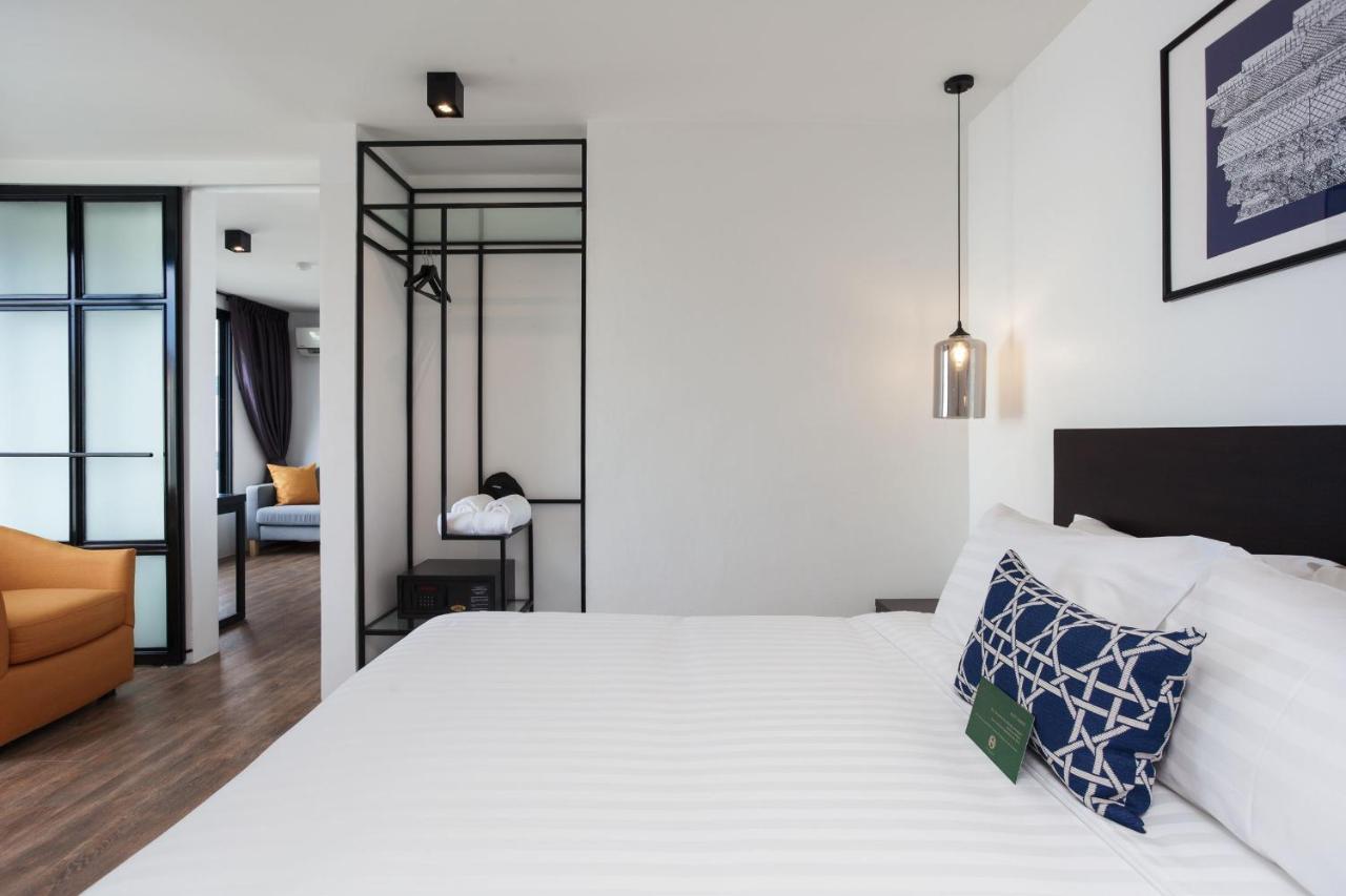 Oriental Heritage Residence