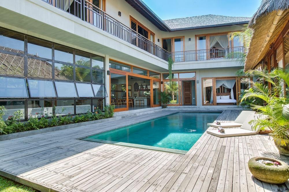 Zin Berawa Villas & Bungalow