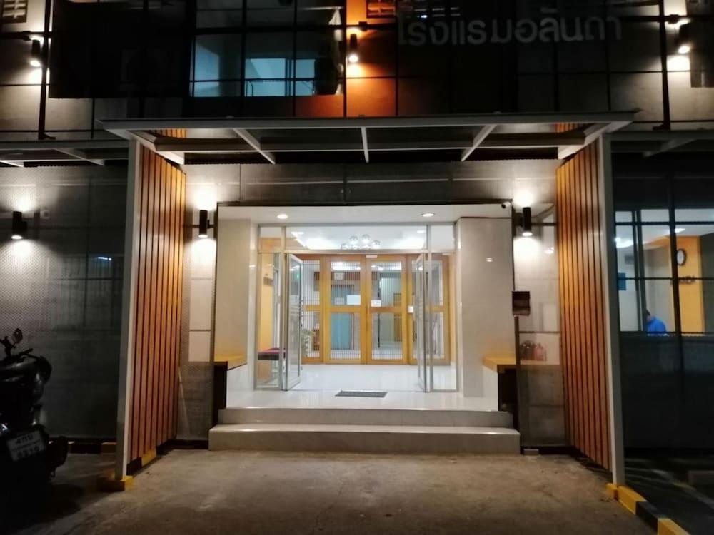 Alanda Hotel & Apartment