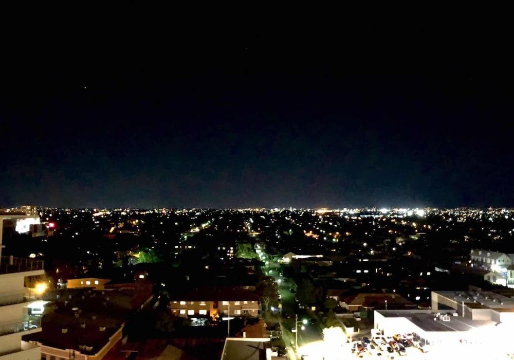 2 Bedroom High Rise Apartment