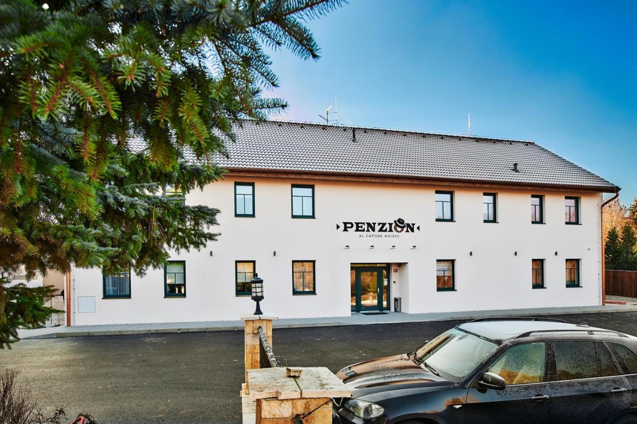 Penzion Al Capone Mnisek