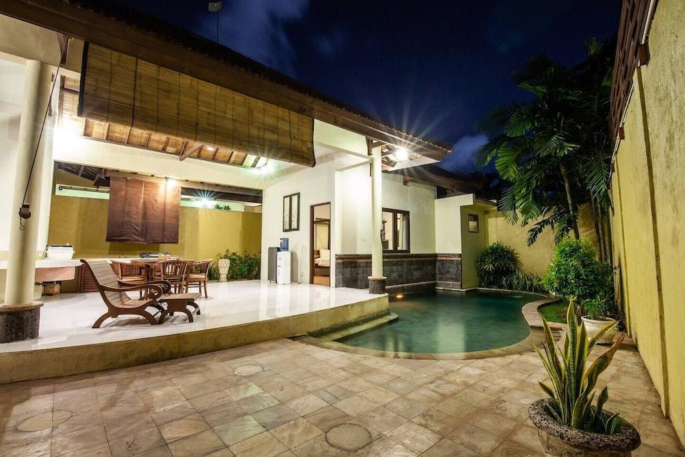 Pb - Villa 2 - 2br · 2-Br Private Pool Villa Walk To Seminyak Beach