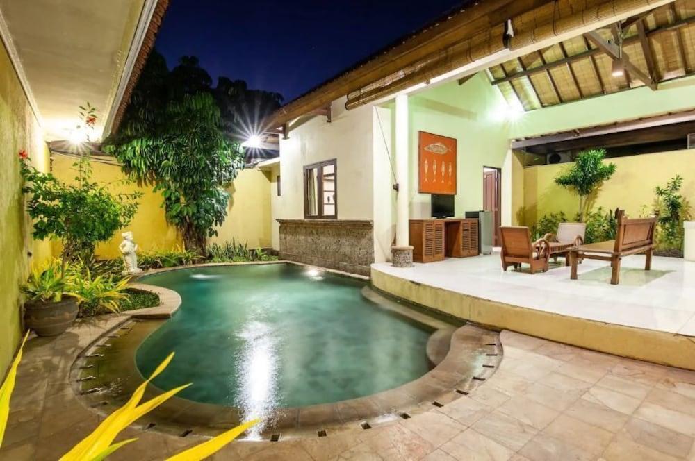 Pb - Villa 1 - 3br · 3-Br Private Pool Villa Walk To Seminyak Beach