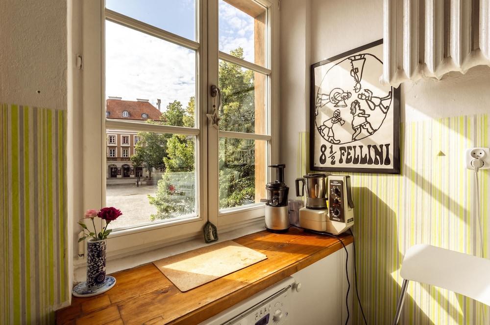 Warsaw Concierge Studio Old Town Square