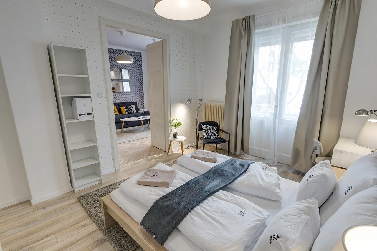 Galya Apartment