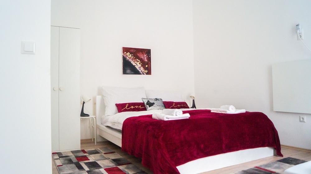 Modern Apartment Wiener Stadthalle 2