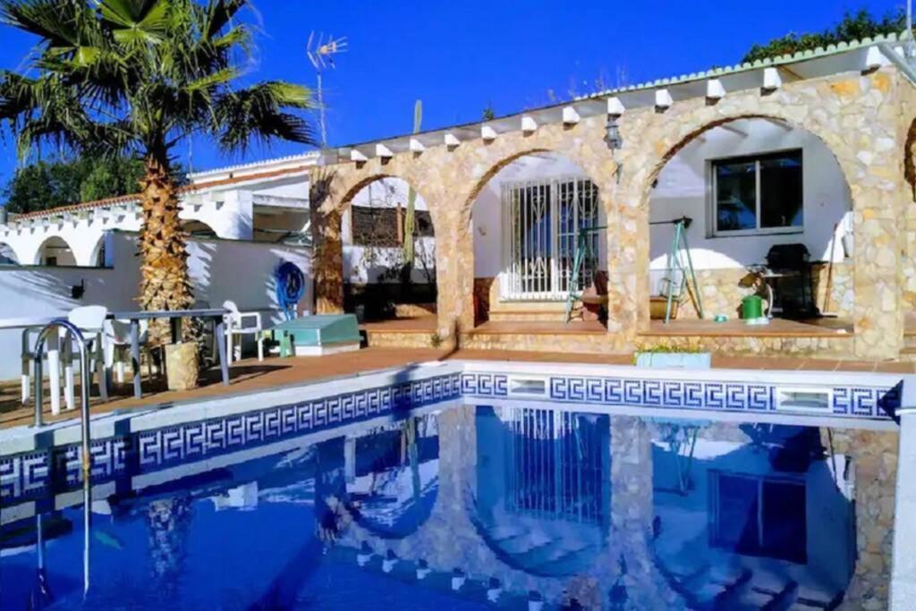 Villa Lloret Blau, Costa Brava, 10 Personas.