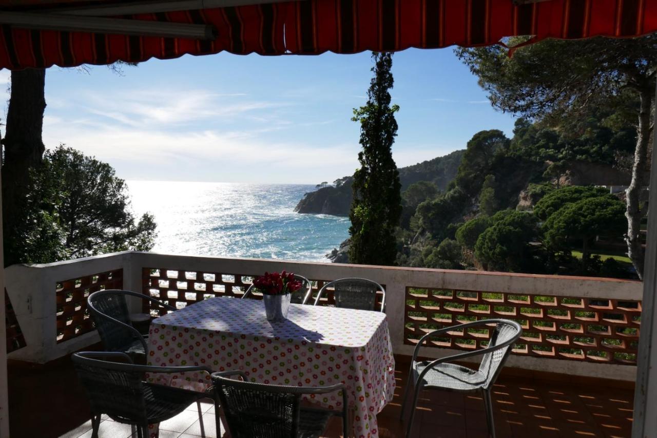 Kerstin Bruns - Casa Playa with Fantastic Sea View, Located Next To the Beach