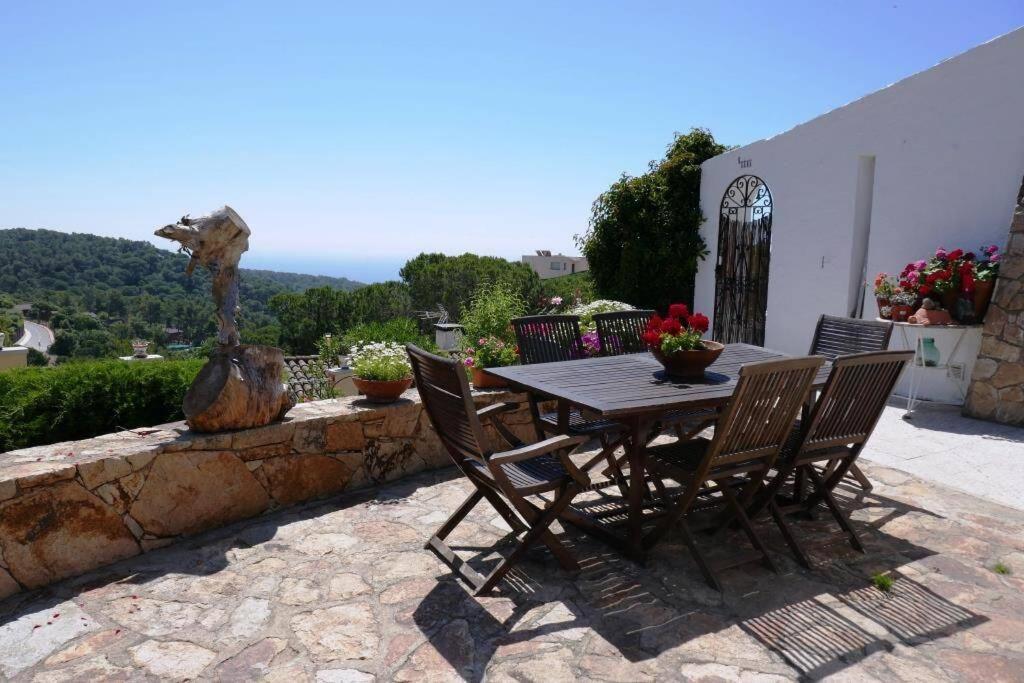 Kerstin Bruns - Casa la Kalma with Sea Views