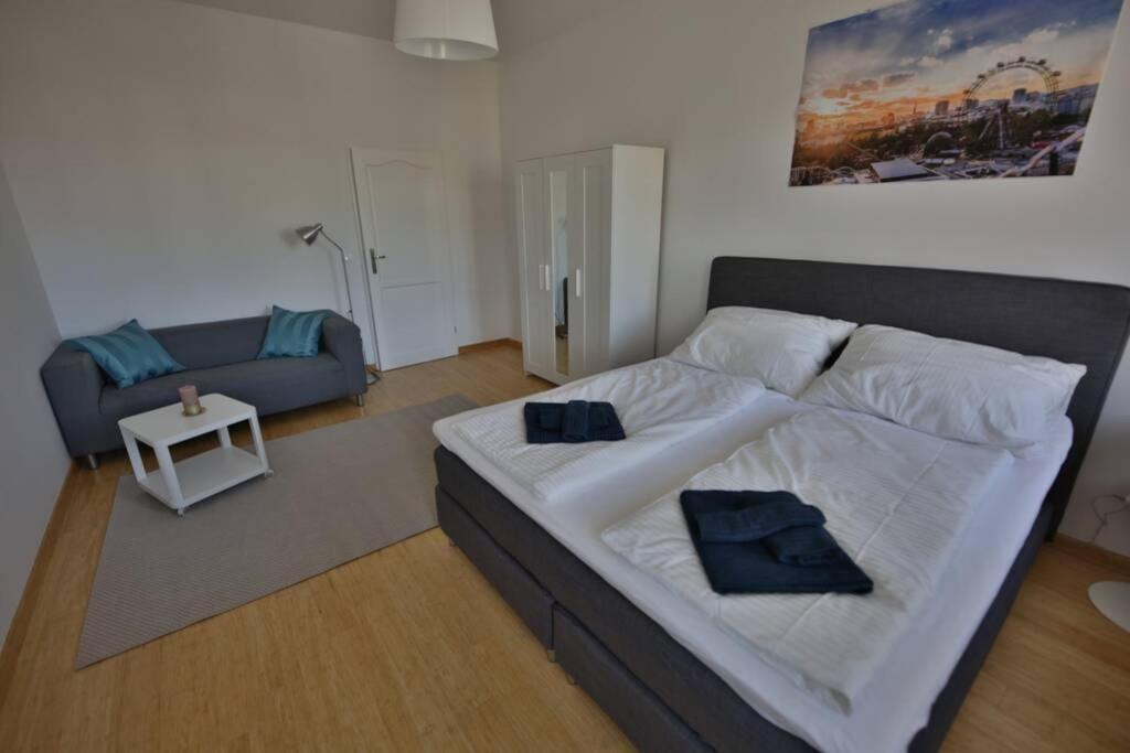 Zwischen Schonbrunn Und Dem City Center. Apt. 29