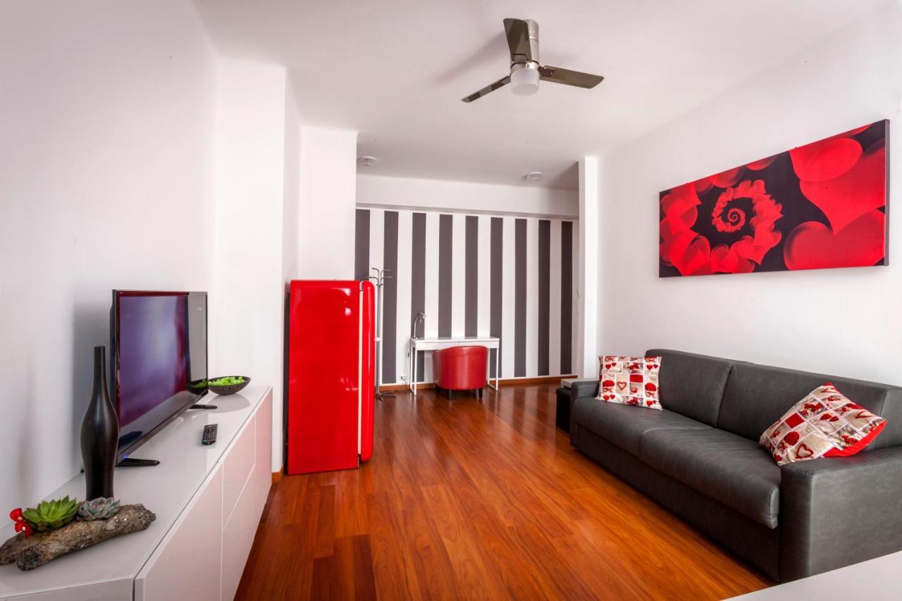 Bright House in Milan