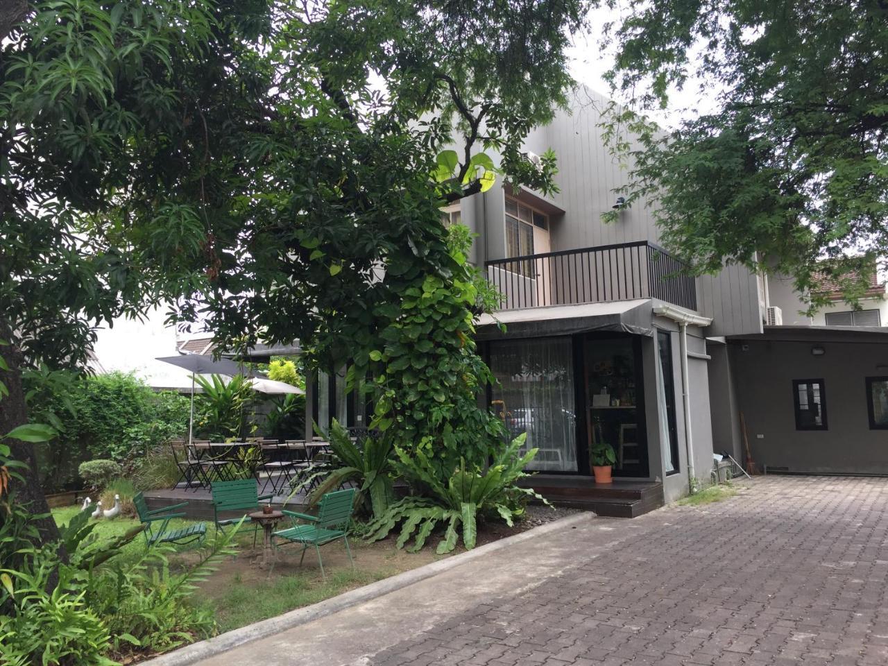 Baan Ongkharak Bed & Breakfast (Adults only)