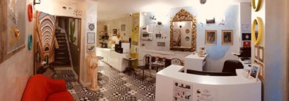 Hotel Amelie