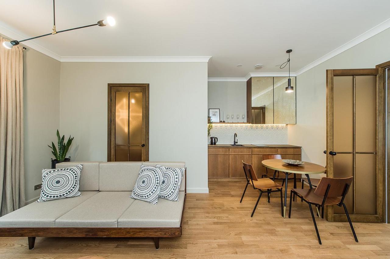 Kaunas Town Hall Apartment 5 by Urban Rent