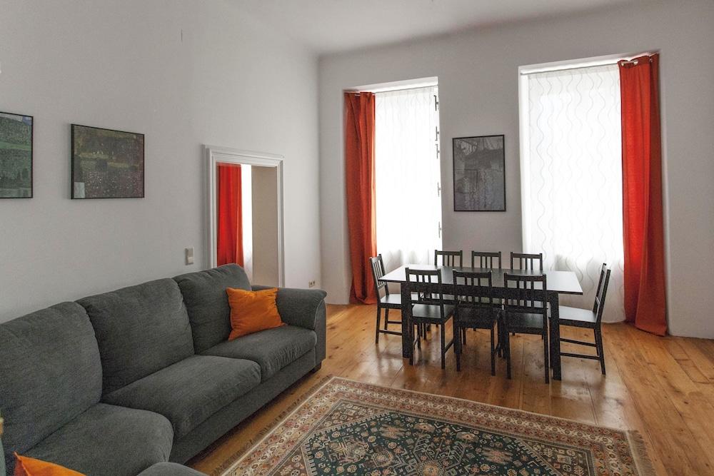 Heart of Vienna Home