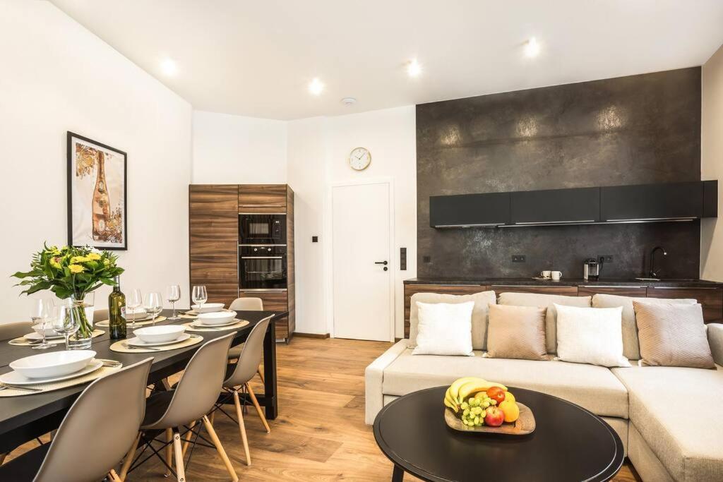 Luxury Residence Kmochova