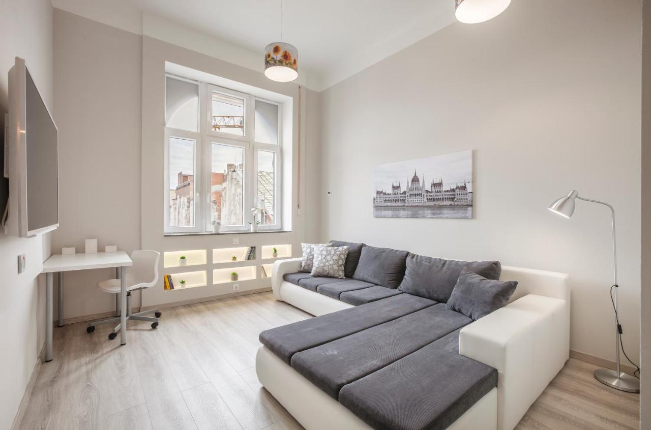 Kings Cross Apartment