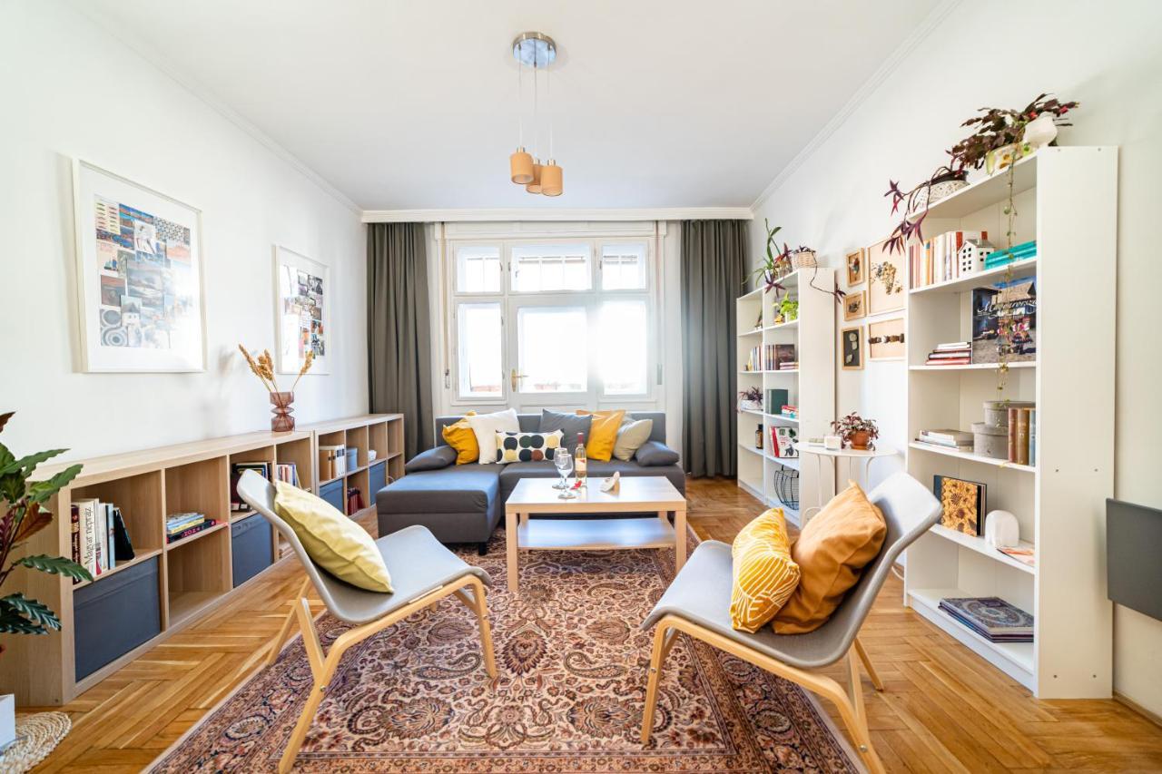Cozy Apartment in Budapest Near Gellert Hill