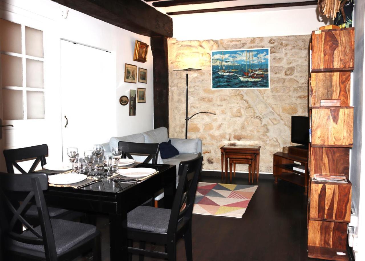 Superbe T3 Terrasse Coeur de Paris Historique