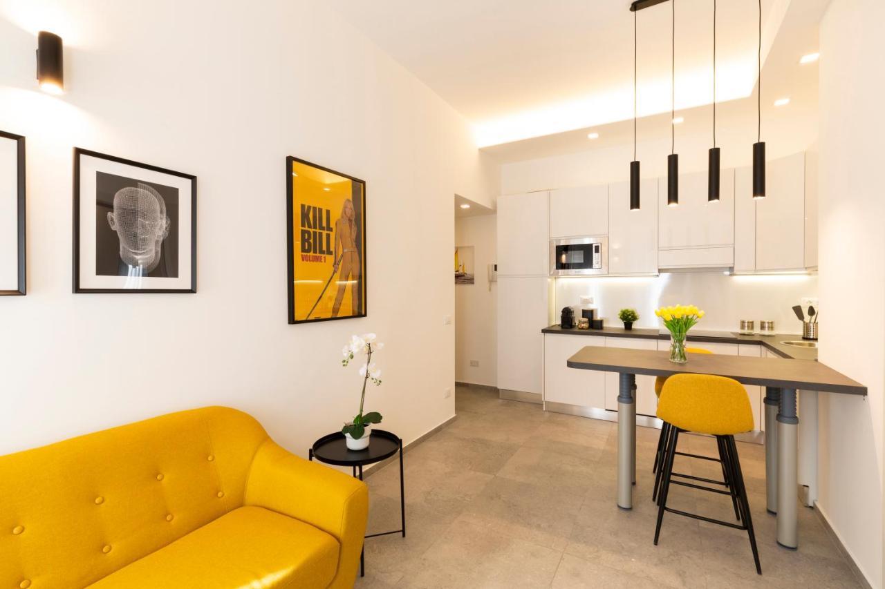 Biancospini 13 - Flower District