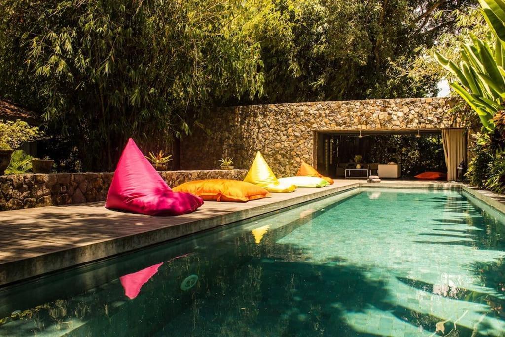 Wahyu Wonderful 2bd Villa with Huge Garden And Large Pool