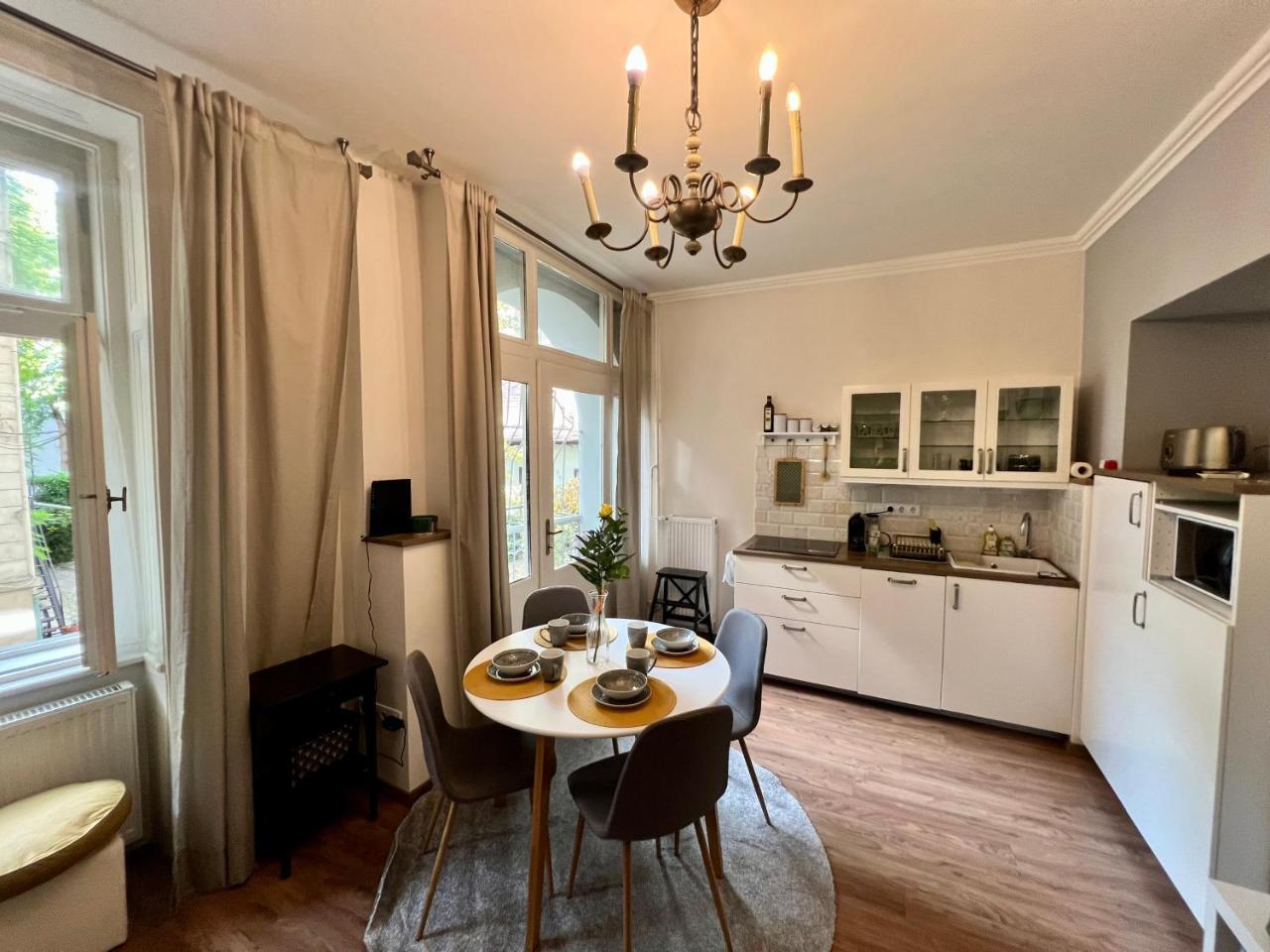 Adorable, Cosy Apartment at the Heroes' Square Budapest