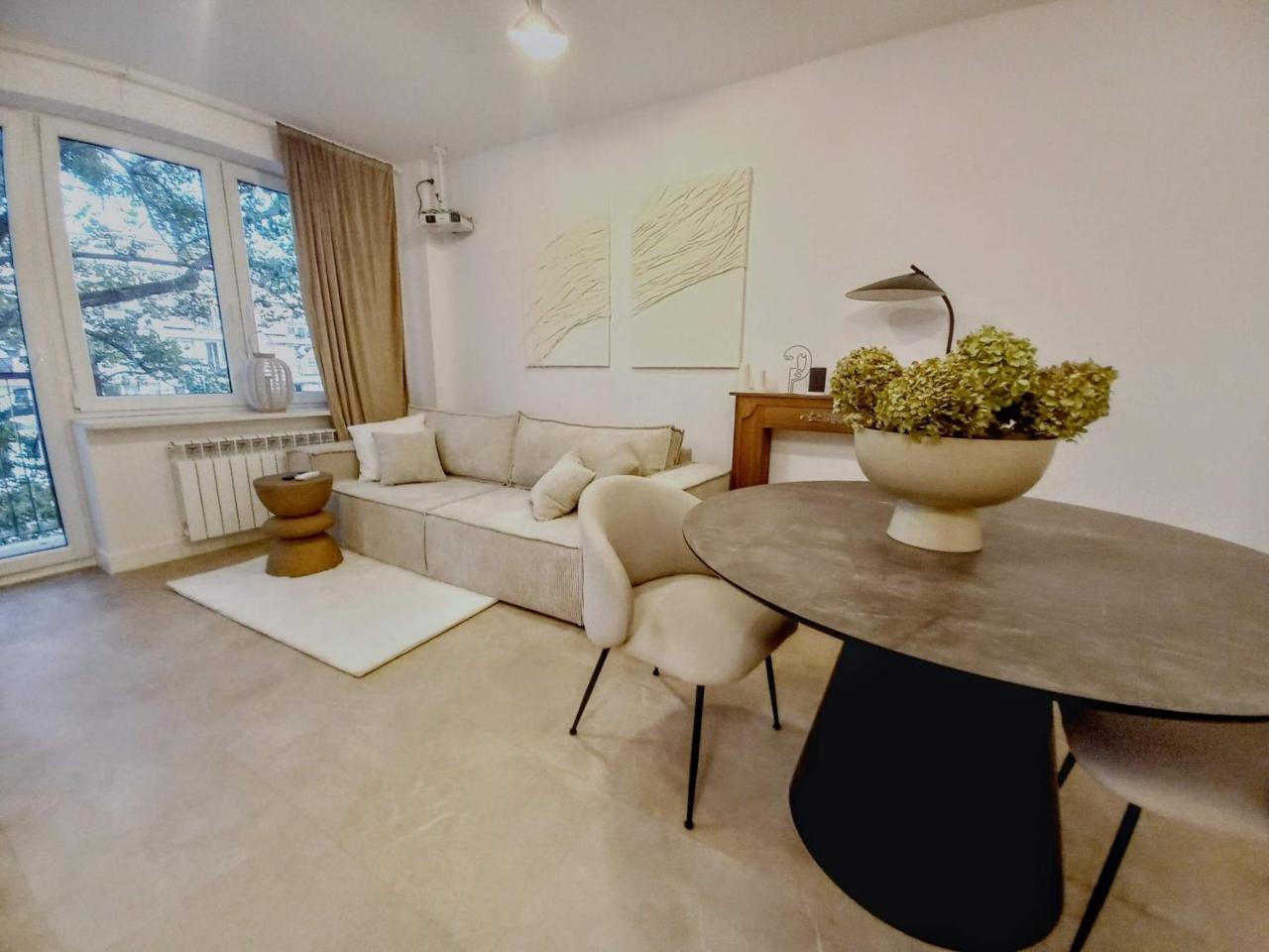 Warsaw Concierge Waszyngton