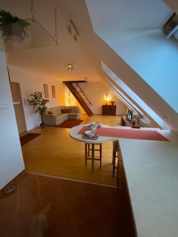 Beautiful Apartment with AC