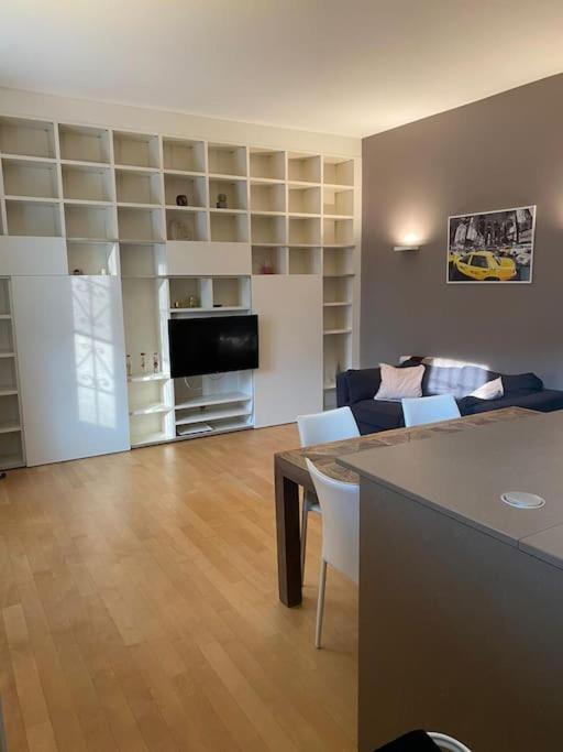 Tranquillo Trilocale in Zona Navigli