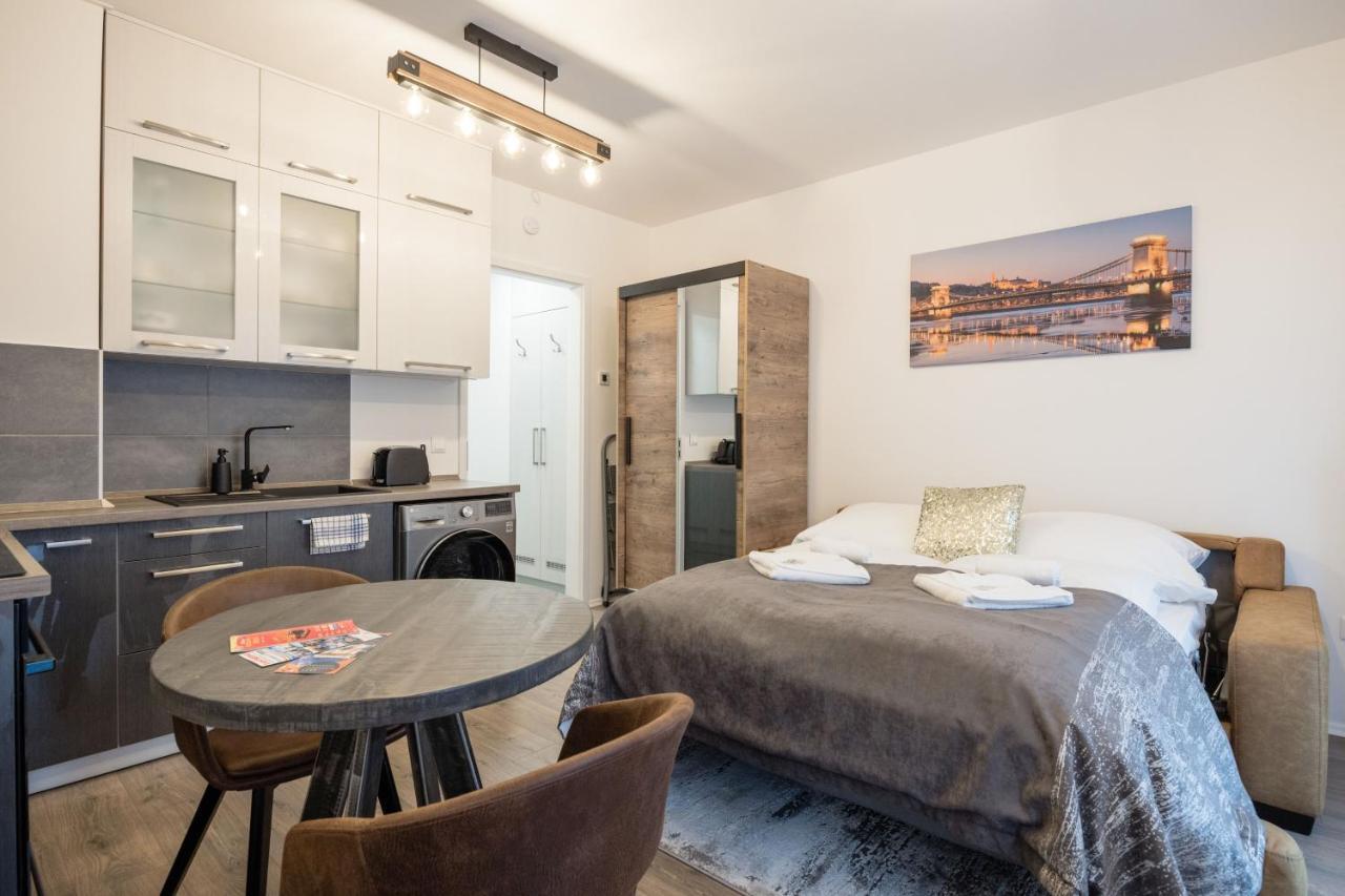 Central Sphere Apartment