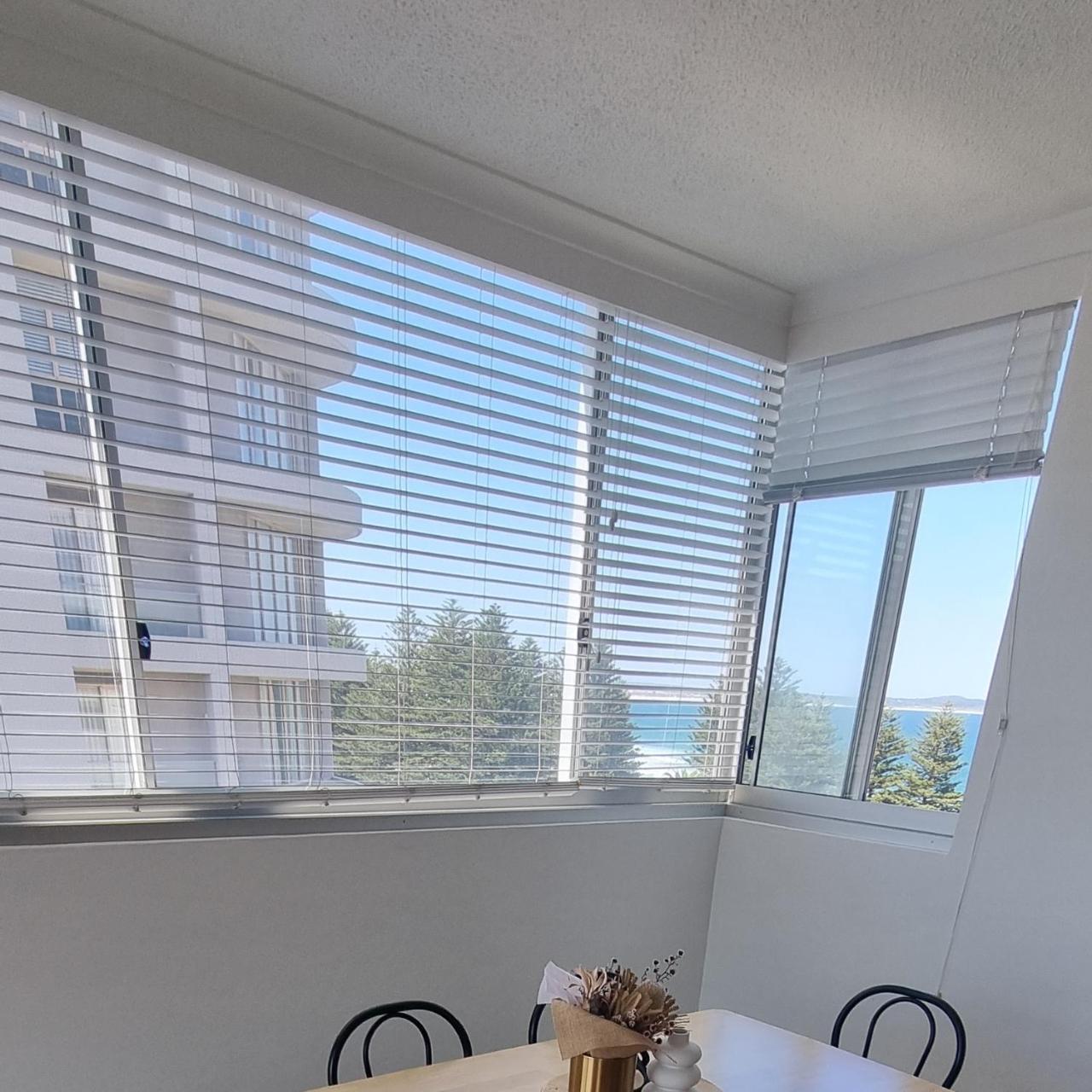 Beachfront Bliss Exclusive 3br Cronulla Apartment with Panoramic Views