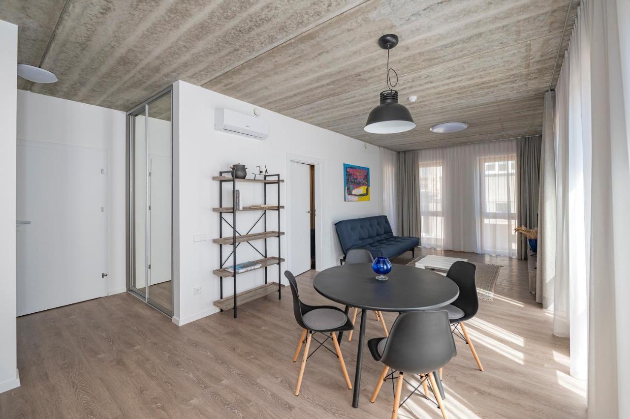 Modern Old Town Apartment