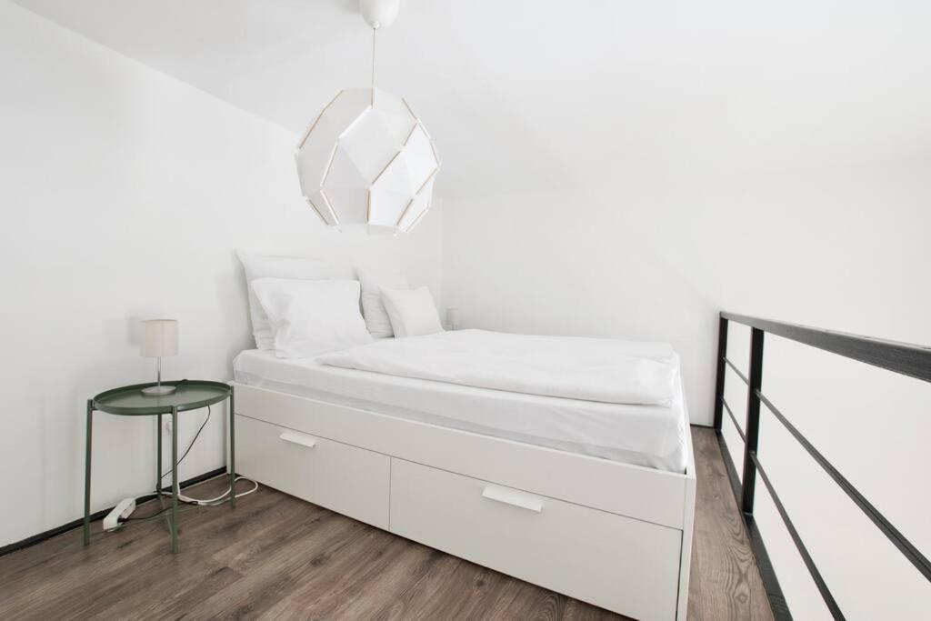 Standard Apartment by Hi5 - Wesselenyi Str Studio 268