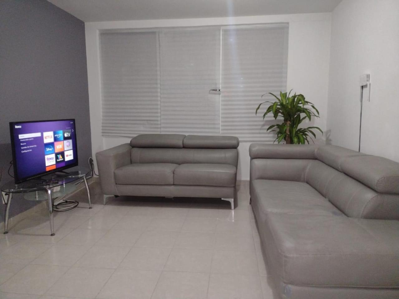 Piso Entero, Comodo Y Moderno