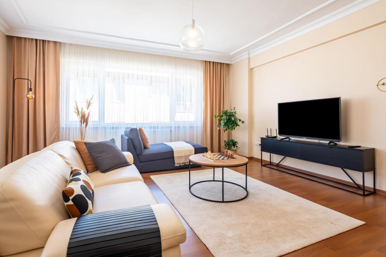 Charming Flat with Central Location in Sisli