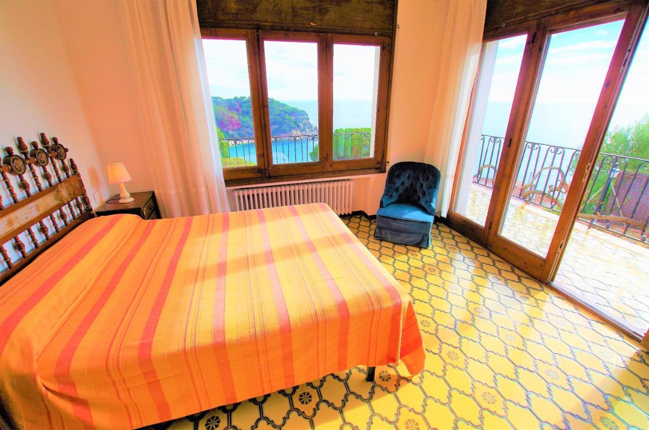 V&V Lloret- Villa Mediterrania Preciosa Villa Con Vistas Panoramicas Al Mar Y a Solo 120m de la Playa Cala Canyelles!!