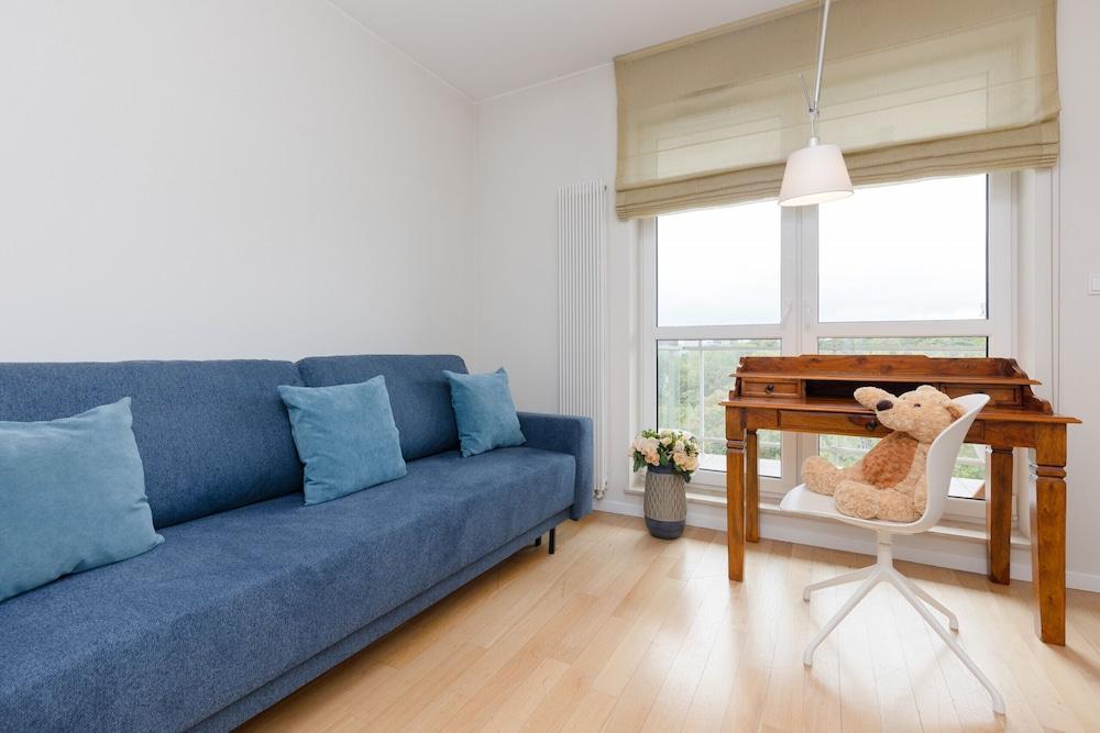 Apartment with Balcony Wolska by Renters